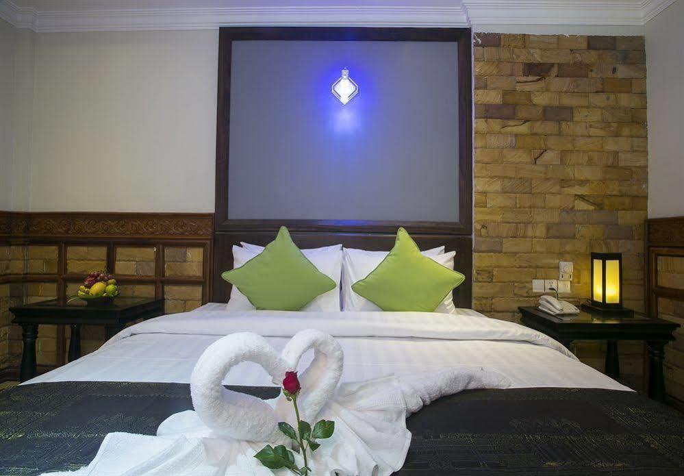 160 Angkor Villa Сиемрип Экстерьер фото