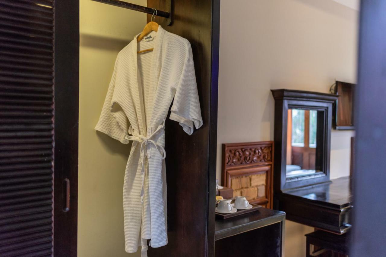 160 Angkor Villa Сиемрип Экстерьер фото